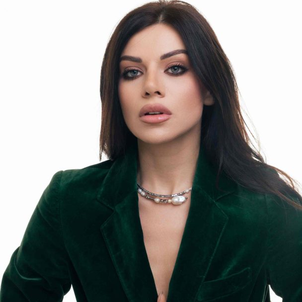 Layered Choker with Pearls - Quiet Luxe