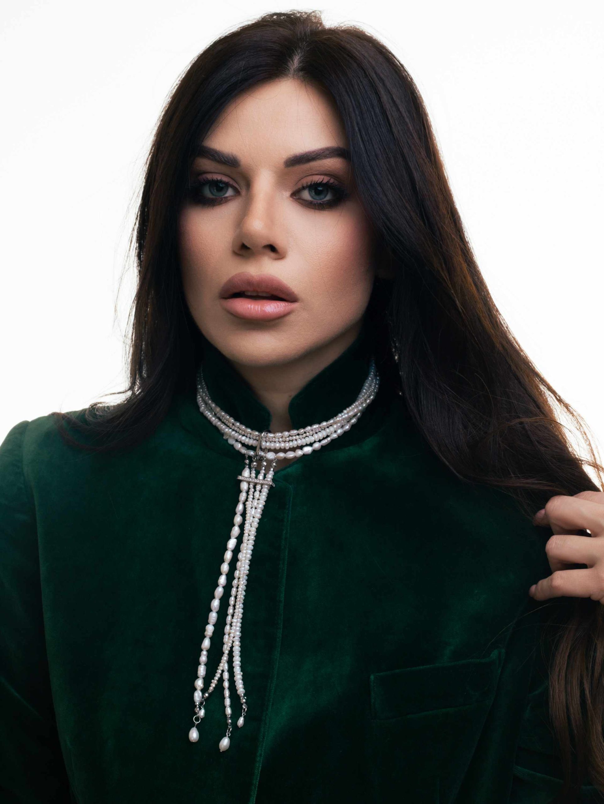 Pearl Choker Necklace - Empress